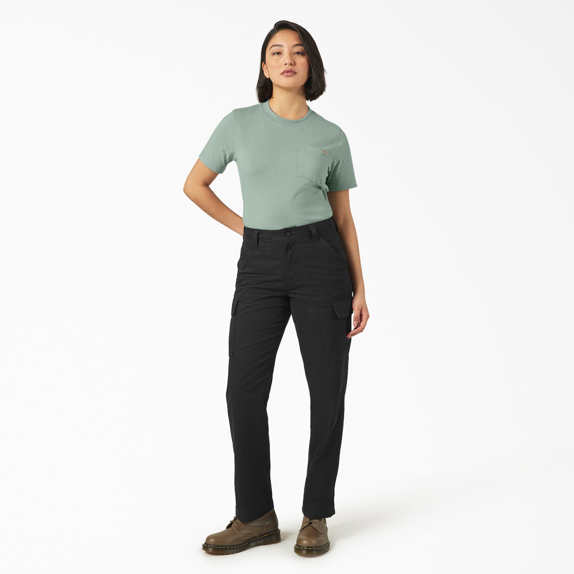 DK0A862NBLK-A4.jpg