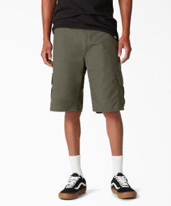 Dickies Skateboarding Regular Fit Cargo Shorts. 11